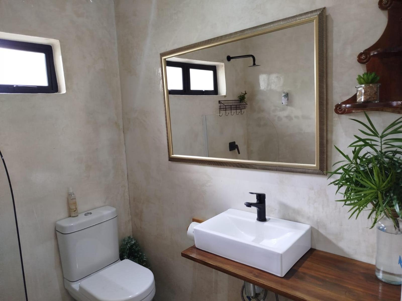 The Oak Treehouse Bnb Queenstown Bagian luar foto